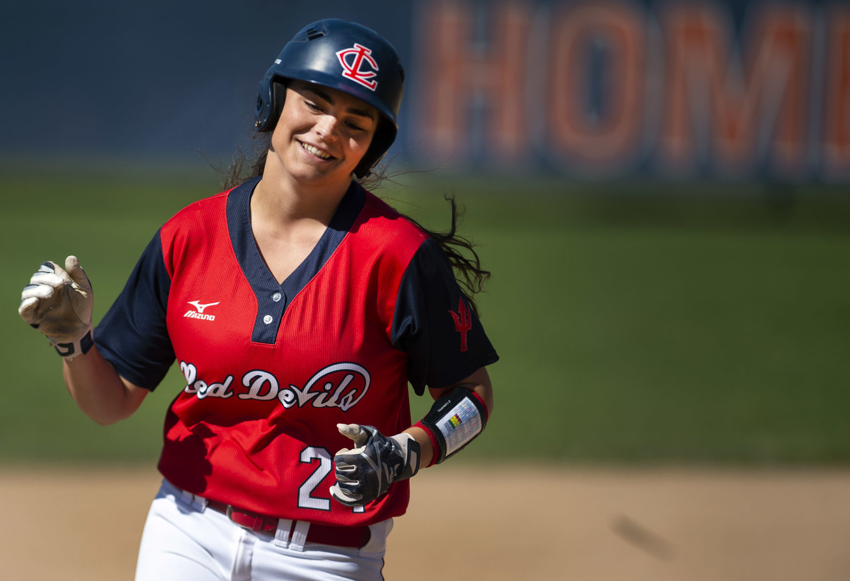 Red Devils softball sweeps Southwest Oregon 9-0